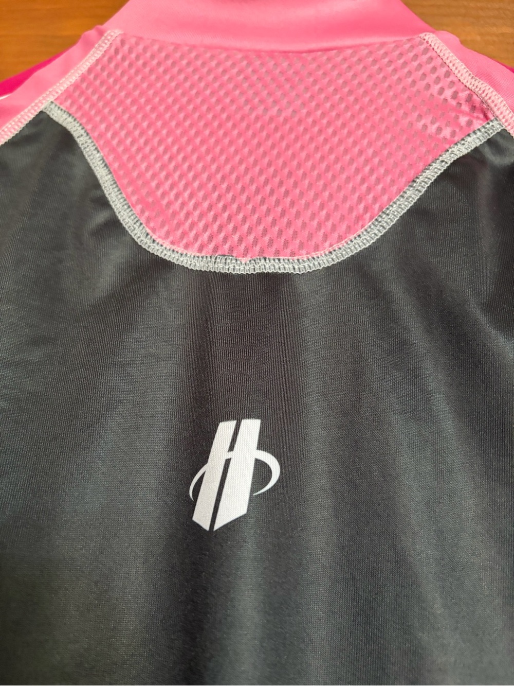 Hincapie Pink & Black Women's Short Sleeve Cycling Jersey Sz M Full Zip Pockets - Picture 5 of 9